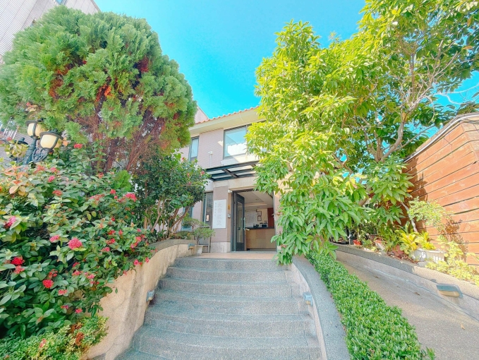 可租補★旱溪夜市★大帝城堡★社區型別墅獨立車庫 - Image 1