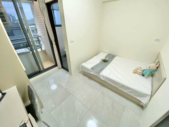 樹孝商圈❤可貓❤可租補❤陽台獨洗❤機車位❤電梯❤全新未住 - Image 1