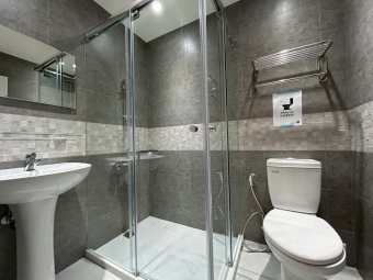 南港區.捷運南港站.全新裝潢.獨立陽台.舒適設計感套房302（第4張）