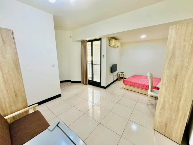 珍珠奶茶不要珍珠✨可租補⚡陽台獨洗💕近水湳 中央公園⚡宇你相見（第1張）