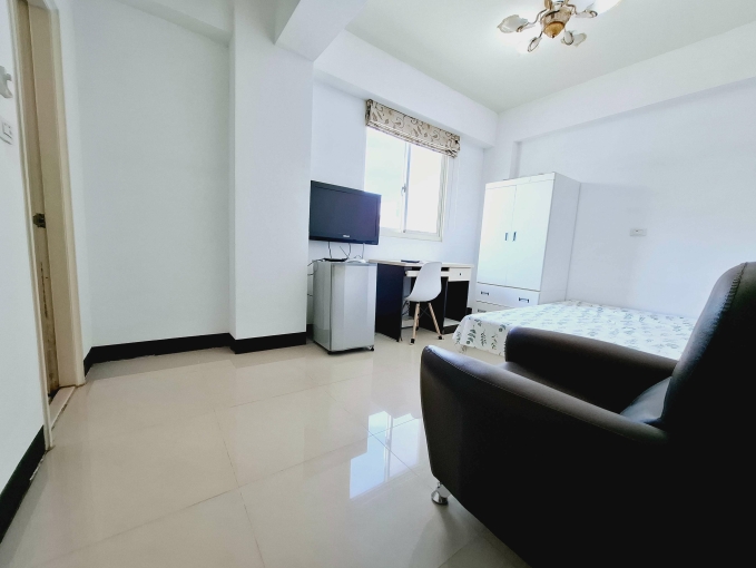 🔥北區可租補🔥電梯套房🔥飲水機子母車🔥陽台獨洗（第4張）