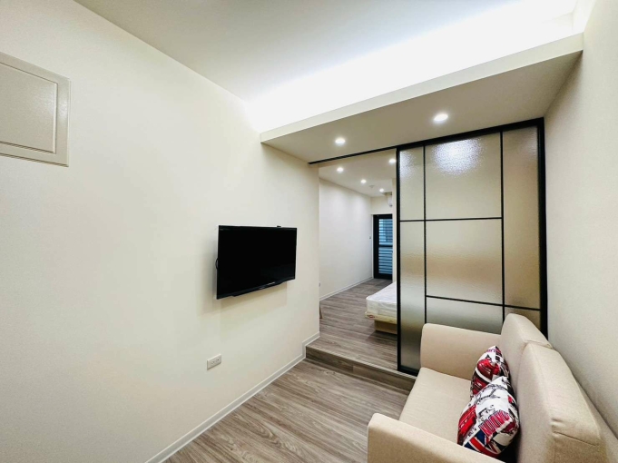 即將釋出.板橋區.光復橋.2F獨立陽台.大空間設計感套房203（第2張）