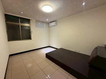 租屋找77✿年前搬好家!中平商圈全新透天,門前可停車（第5張）