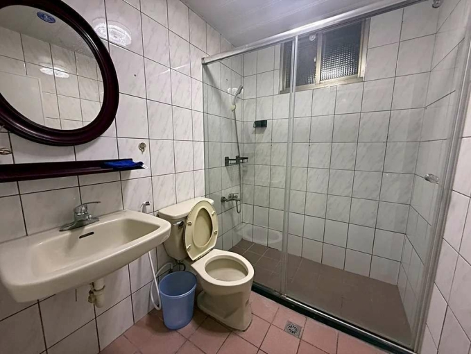 租屋找77✿年前搬好家!中平商圈全新透天,門前可停車（第6張）