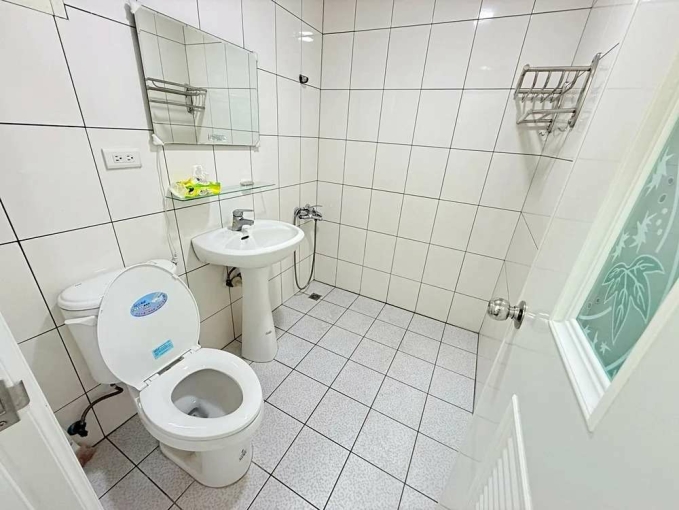 沛沛租🔅南崁近工業區機車位飲水機/可租汽車位（第4張）