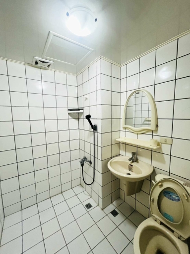 可租補 台水電 洗衣機 南屯區 採光好 五權西路 近美術館 - Image 7