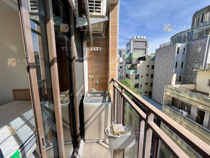 中區輕屋齡建案|獨洗曬套房|室內機車位 - Image 5