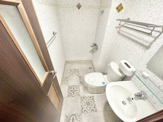 🔥西區超新電梯🔥陽台獨洗🔥飲水機子母車🔥走路五權車站（第2張）