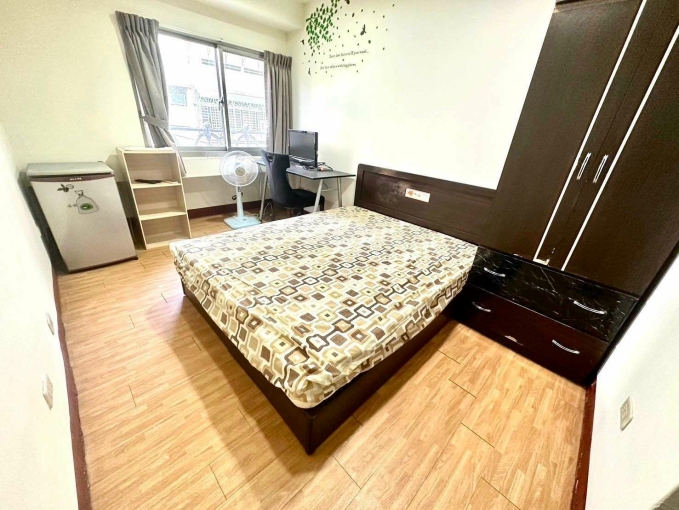 你混哪裡?我混黑眼圈⚡小資首選 全配高採光⚡可租補💕近興大 忠孝夜市⚡宇你相見（第2張）