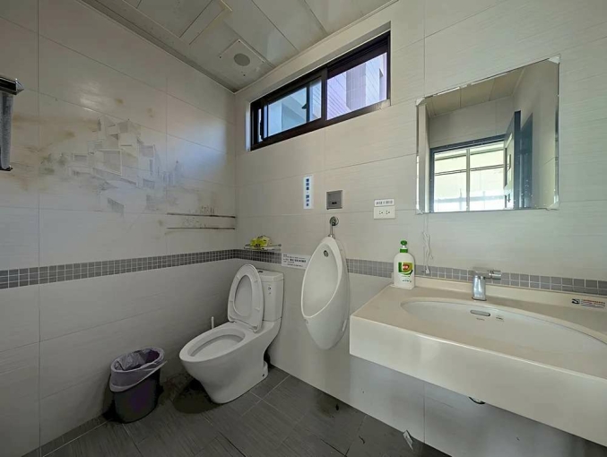 九龍世第高樓辦公室*獅子王（第8張）