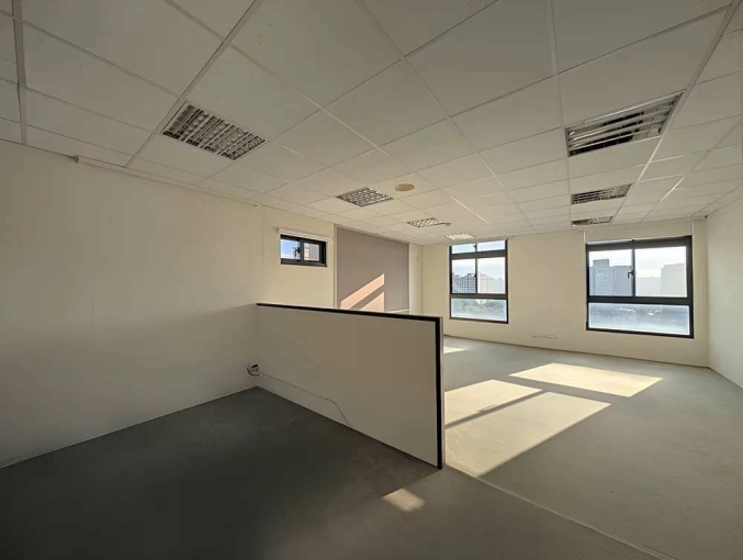 九龍世第高樓辦公室*獅子王（第4張）