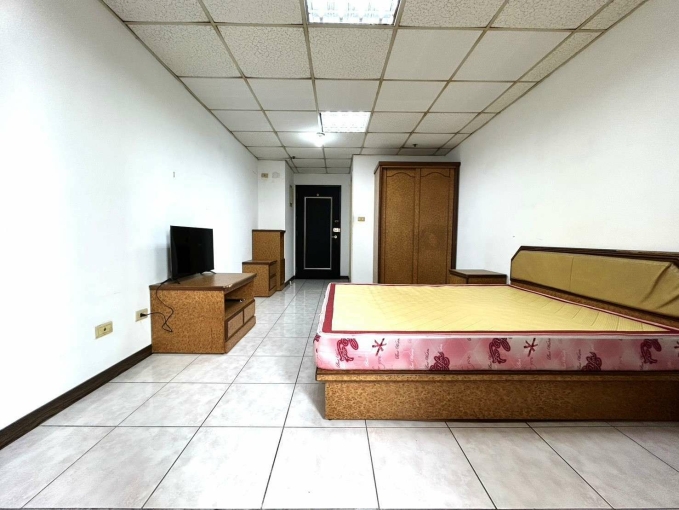 還有這麼便宜的嗎?存錢首選~可租補/鄰美術館.向上路.五權路商圈 - Image 3