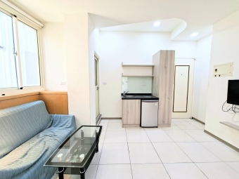 可租補*類一房一廳*流理台*陽台*衛浴開窗*室內機車位*子母車（第11張）