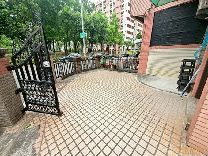 兆基社會住宅🏡近高餐可租補透天五大房（第14張）