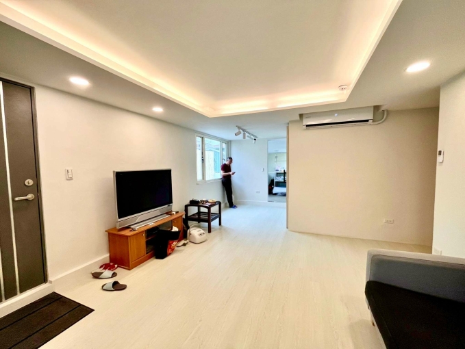 美麗華劍南路站精品大兩房，全新裝潢首租（第1張）