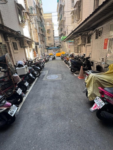 大套房含2有窗房獨立門戶天然瓦斯陽台學區美食生活圈 - Image 14