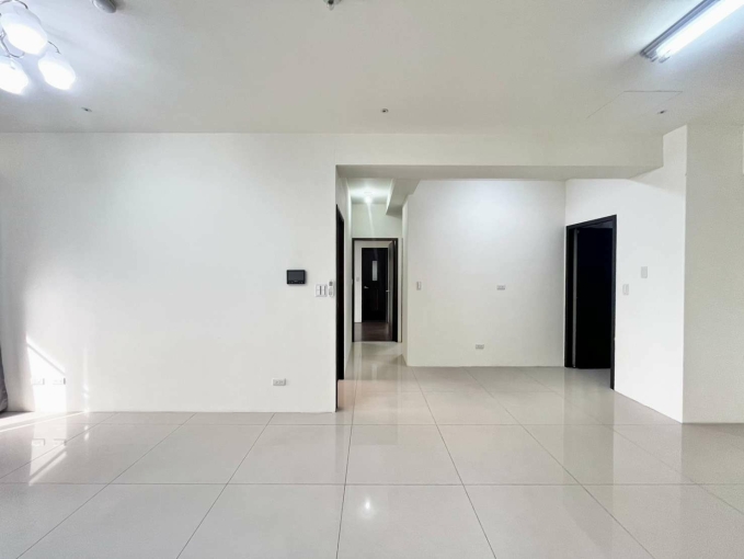 【富宇擎山】南區三房/平車🌈空屋⭐大坪數🌳 - Image 4