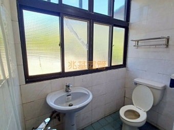 兆基社會住宅🏠⛳️七堵稀有五房全新家俱家電⛳️（第13張）