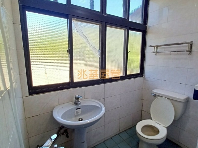 兆基社會住宅🏠⛳️七堵稀有五房全新家俱家電⛳️（第13張）