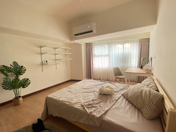 電梯獨立門牌、全新家電、變頻冷暖、採光大空間、24時大樓管理 - Image 1