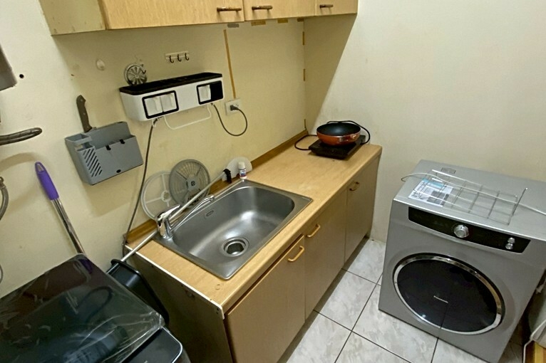 兆基社會住宅🏡可租補/巨城附近舒適大套房(第5張)