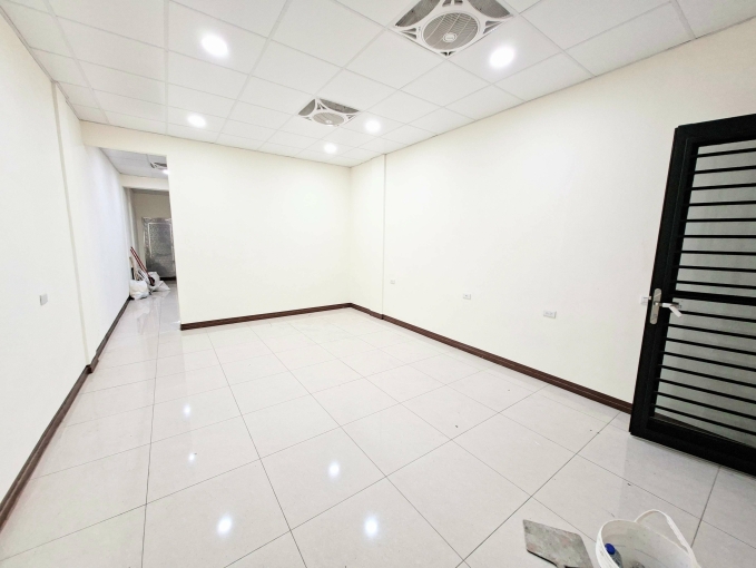 全新裝璜可工作室可營登☆合法各業歡迎賞屋（第3張）