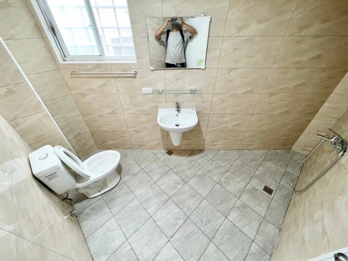 陽台開趴🍿可租補💞超大露臺🌤️系統裝潢🎀衛浴開窗（第9張）