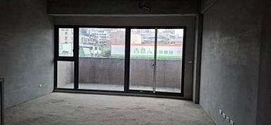 林口中山路便宜全新透店~地下室有平面車位（第3張）