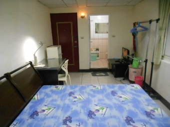 免仲介費 SOGO商圈公寓4樓網路套房出租 只另付電費（第3張）