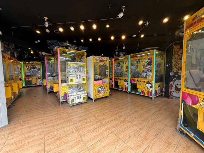 向上市場角間店面出租~草悟道勤美綠園道審計新村（第8張）