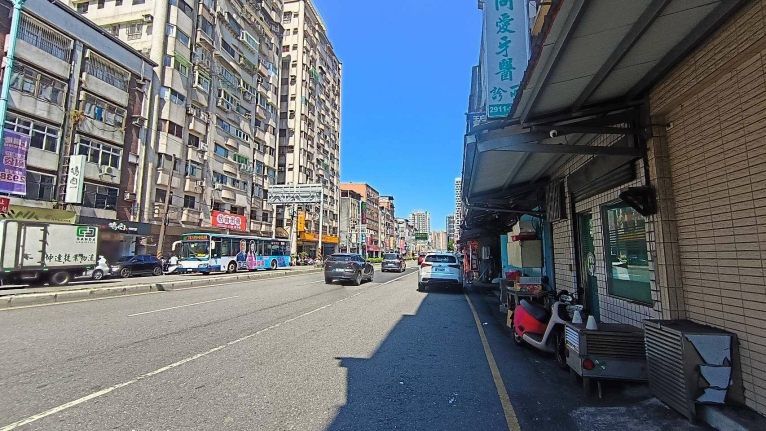 光明街大套房二樓免爬高（第2張）