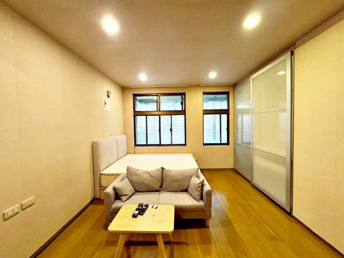 士林區.芝山站.可寵.大空間.舒適設計感套房(第1張)