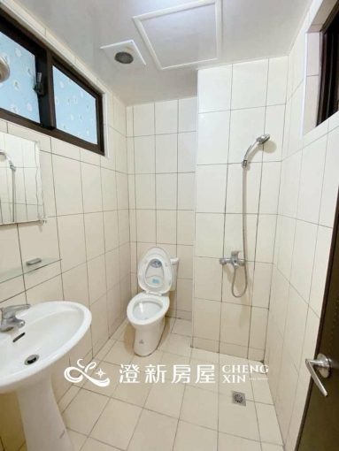 🌳稀有雙園路套房釋出/秒殺物件/獨立陽台洗衣機 🌳園區內上班極方便/衛浴開窗/飲水機 - Image 4