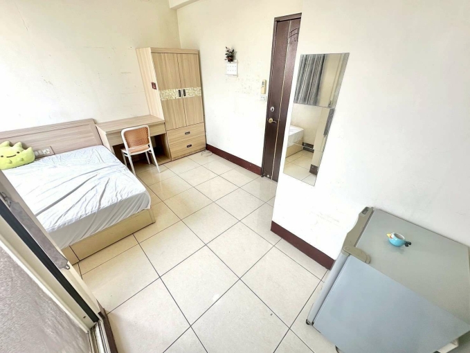 爬梯5樓❗獨洗曬❗可租補🌟騎車近教育大學，近中華夜市🌟（第3張）