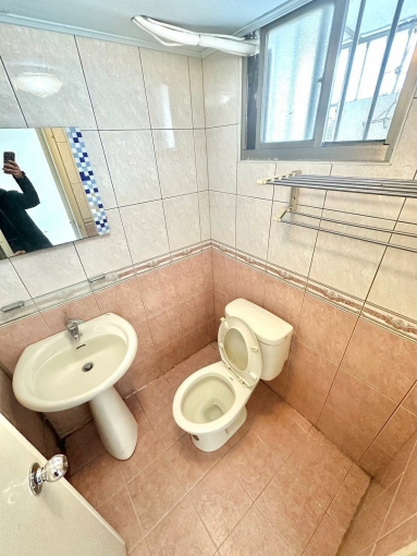 走路中友百貨✨可租補✨陽台獨洗✨管理員✨限女✨小資必看(第4張)