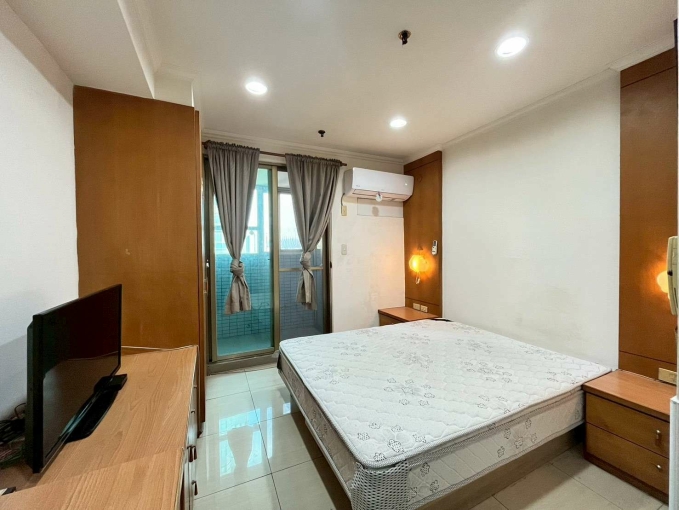 仲免⭐可租補｜可寵有陽台｜入門玄關｜中高樓層套房含管 - Image 1