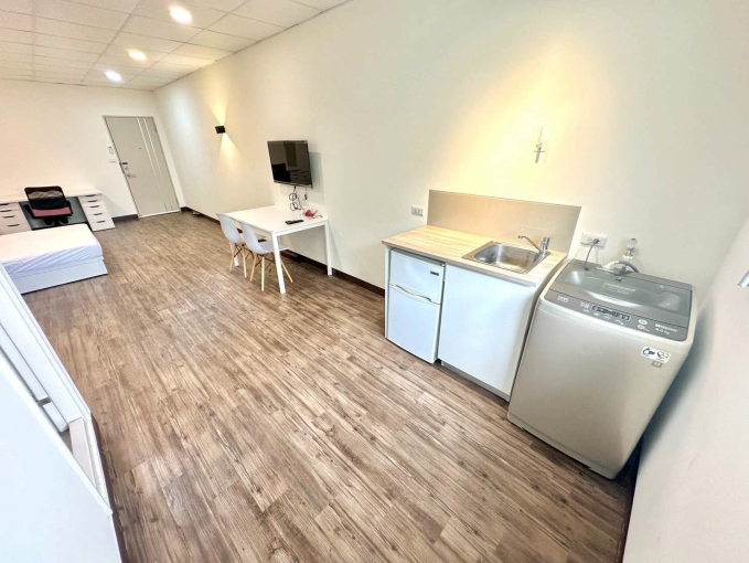 西裝快皺掉了⚡魔術大空間✨可租補✨獨洗獨曬💕近一中 中友⚡宇你相見（第4張）