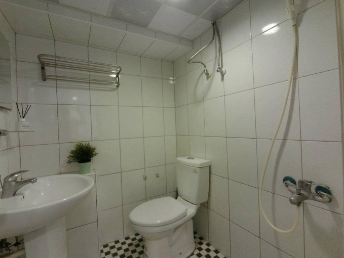 租補*電梯*管理員*飲水機*子母車～採光佳（第13張）