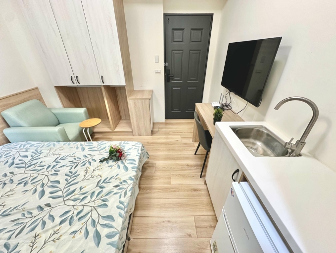 對著天花板發呆💕陽台獨洗✨可租補💕宇你相見💫永興商圈（第3張）