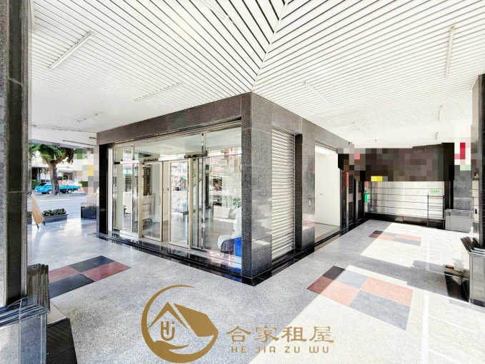 租客勞基法免費諮詢💖東區無洗曬台水台電角間圓環🈲油煙餐飲業輕食舒適空間乾淨免爬樓梯有衛浴的店面（第1張）