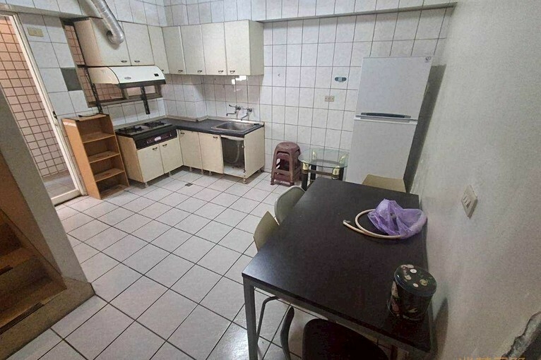 兆基社會住宅🏠塗城商圈4房樓店門口停車可租補設籍寵物可談（第10張）