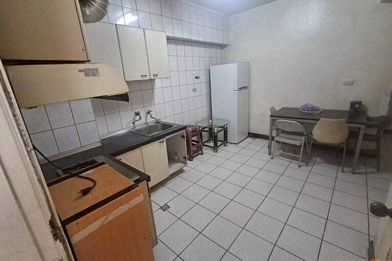 兆基社會住宅🏠塗城商圈4房樓店門口停車可租補設籍寵物可談（第9張）