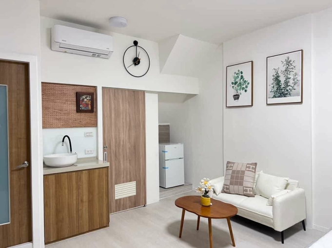 好地段出租,西屯遠百新光好鄰居|全新完工,一層一戶,免交際 - Image 1