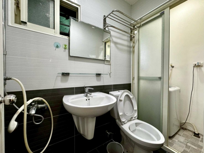 🌿MRT迴龍站5分鐘｜可租補｜正1房1廳質感美宅｜獨立陽台（第8張）