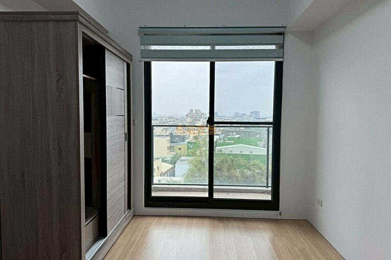 兆基社會住宅🏠家具家電齊全一卡皮箱直接入住（第5張）