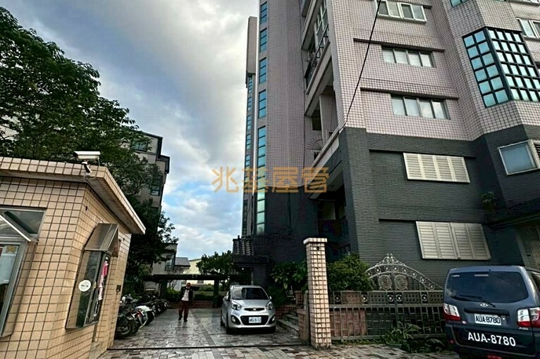 兆基社會住宅🏡羅運旁2大房好停車可租補請加line（第13張）