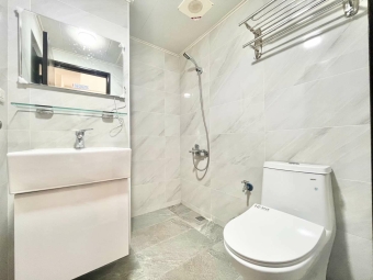 咖哩飯不加馬鈴薯✨陽台獨洗💕近迪卡農 漢神⚡宇你相見（第14張）