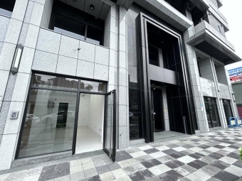 (影)寓見忠杏◕‿◕環球購物商圈精品店面（第1張）