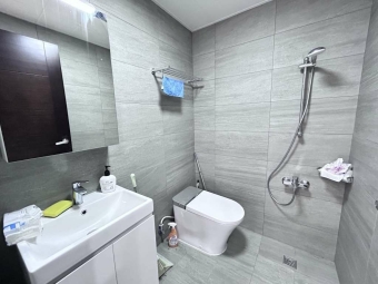 (影)寓見忠杏◕‿◕環球購物商圈精品店面（第5張）