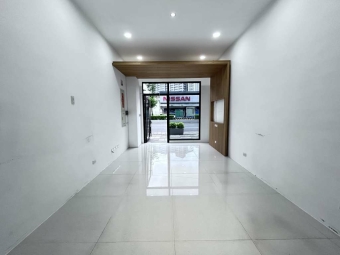 (影)寓見忠杏◕‿◕環球購物商圈精品店面（第2張）